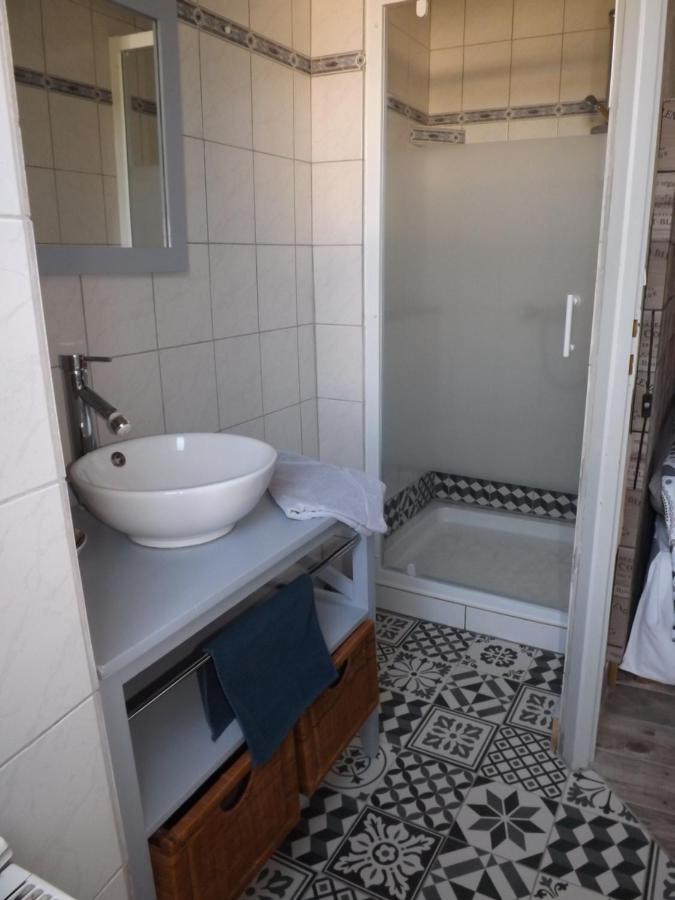 Bed and Breakfast La Girondine Galgon Exterior foto