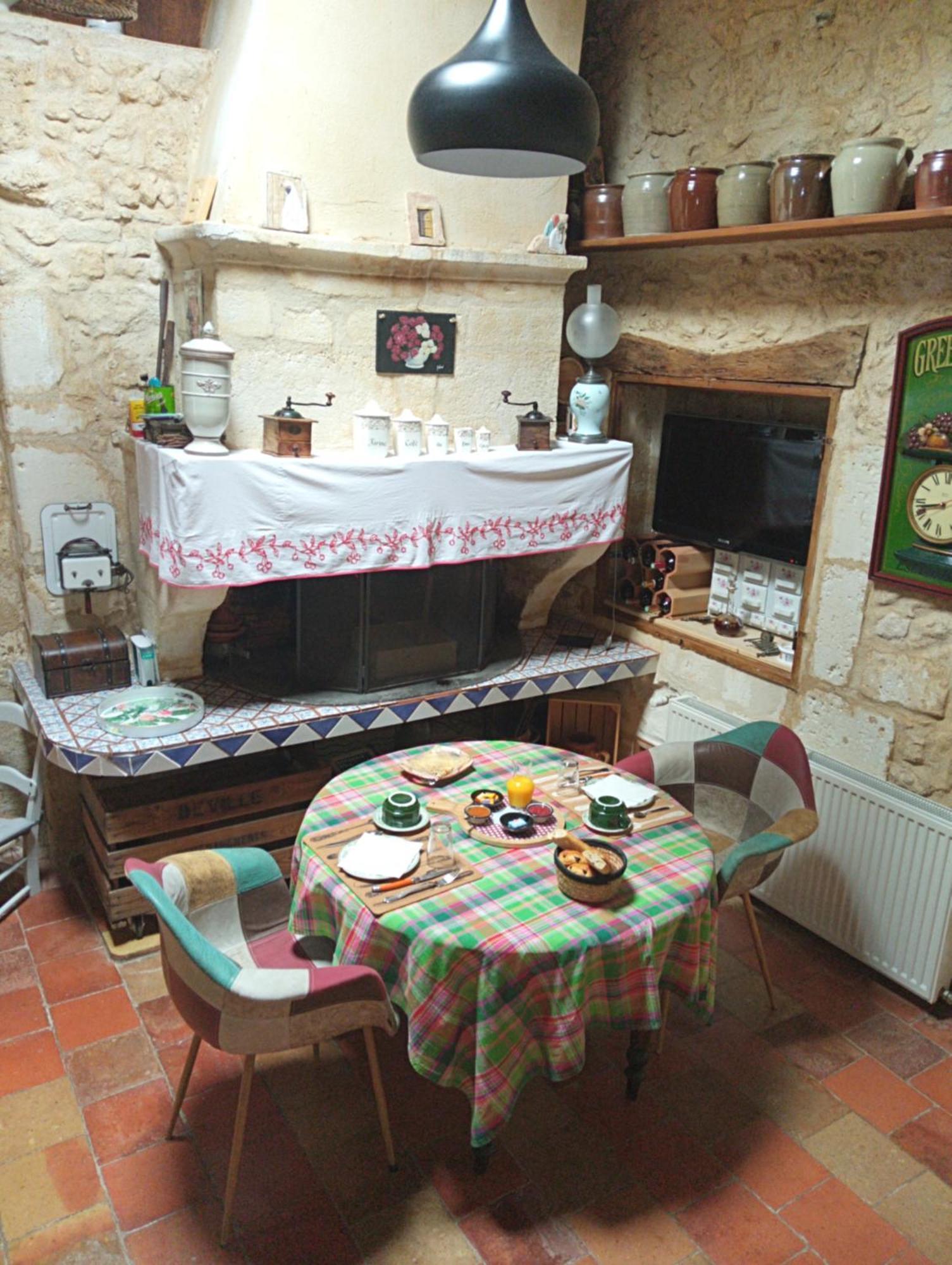 Bed and Breakfast La Girondine Galgon Exterior foto