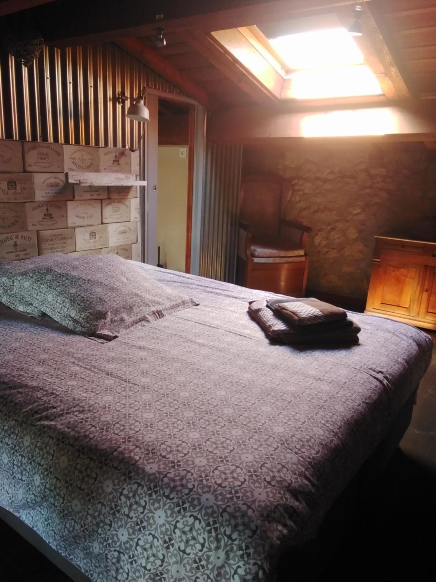Bed and Breakfast La Girondine Galgon Exterior foto
